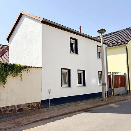 Wohnhaus Mit Besonderer Ausstrahlung *